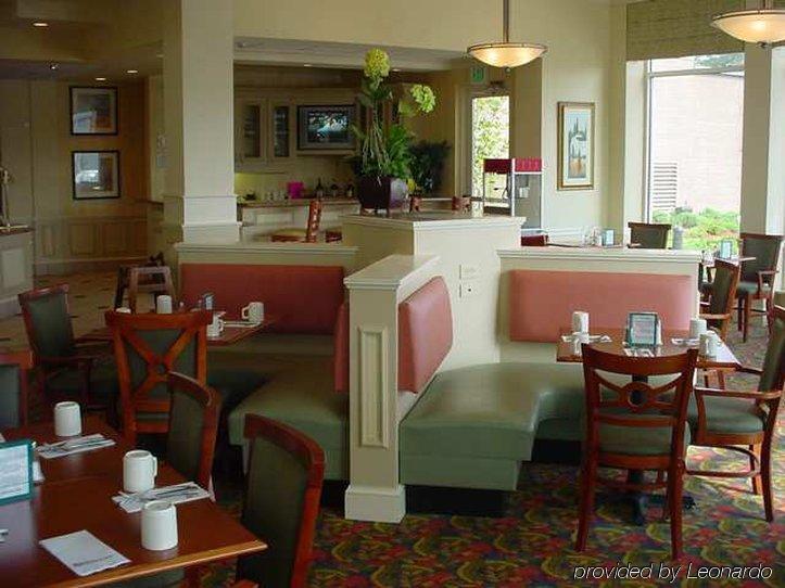 Hilton Garden Inn Birmingham/Lakeshore Drive Restaurant foto
